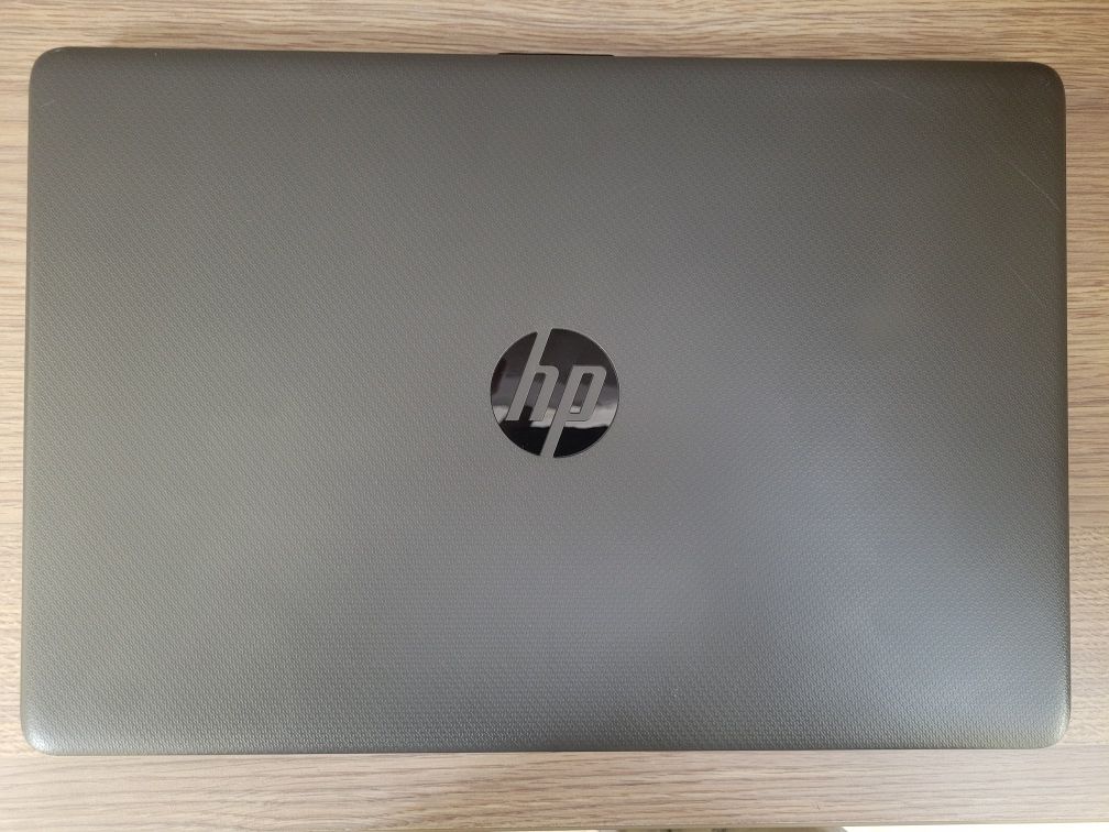 Ноутбук HP 255 G8 2020год(HD/AMD 3020e/4GB/SSD 128GB)