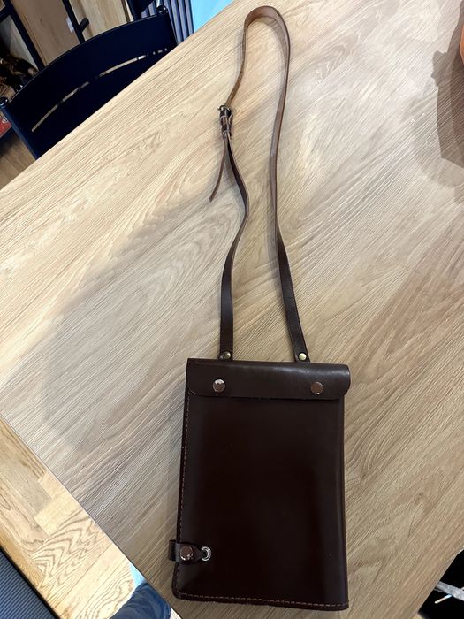 Torba skórzana raportówka PRL, oryginalna wojskowa, brązowa skóra