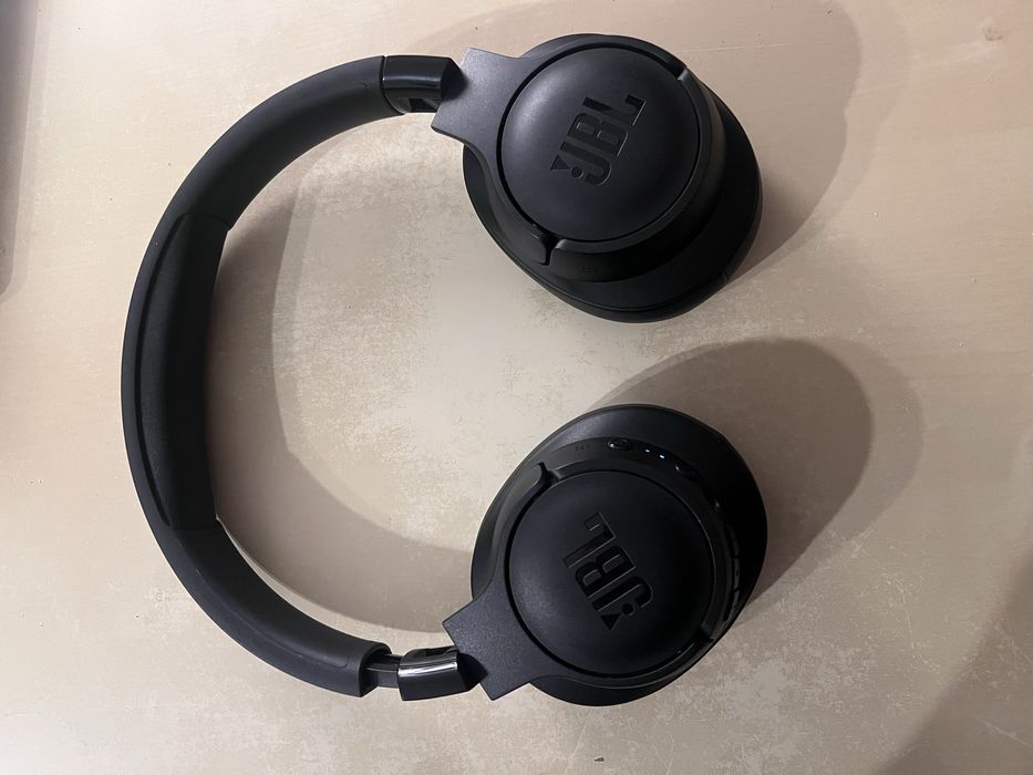 Słuchawki nauszne JBL Tune 770NC