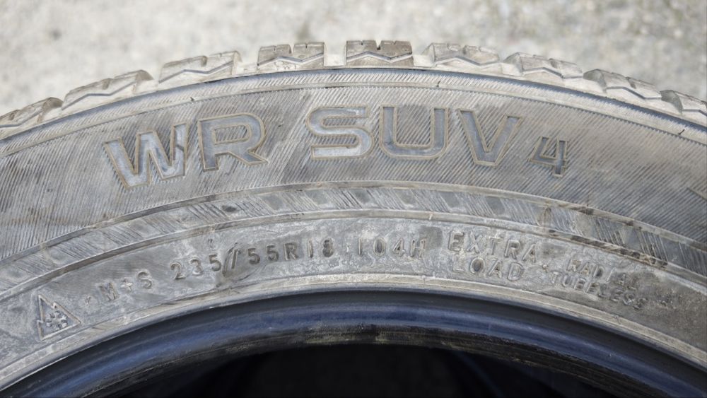 Opony zimowe Nokian 235/55 R18 4x