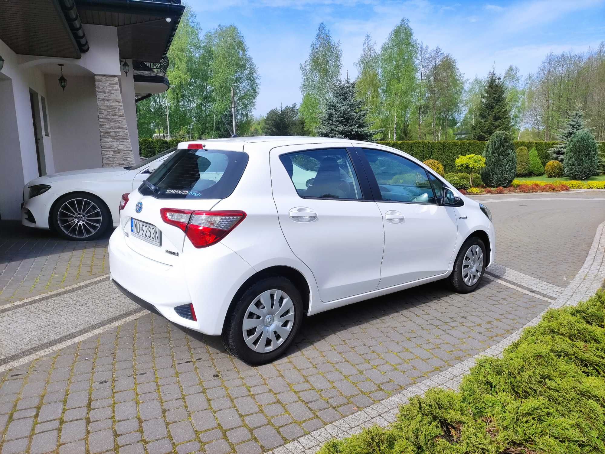 Toyota YARIS HYBRID 2020 r Salon PL 96 Tyś przebiegu 1.5 benzyna