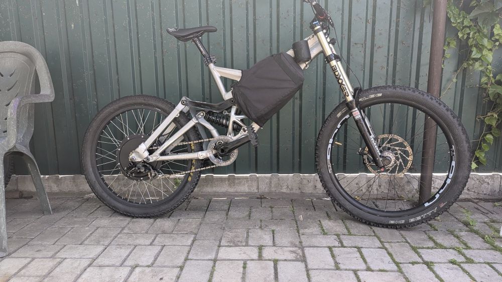 specialized demo 8 pro 2005 electric, только целиком!