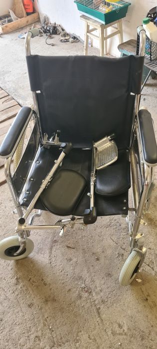 Инвалидная коляска