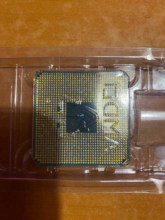 Процессор AMD Ryzen 7 2700