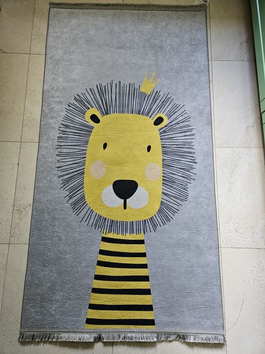 Dywan Lew firmy Goldlux (80x150)