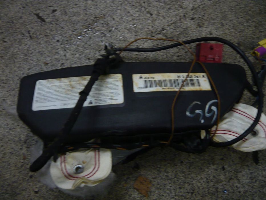 Airbag poduszka powietrzna fotela lewa 8L0880241B Audi A4 B5