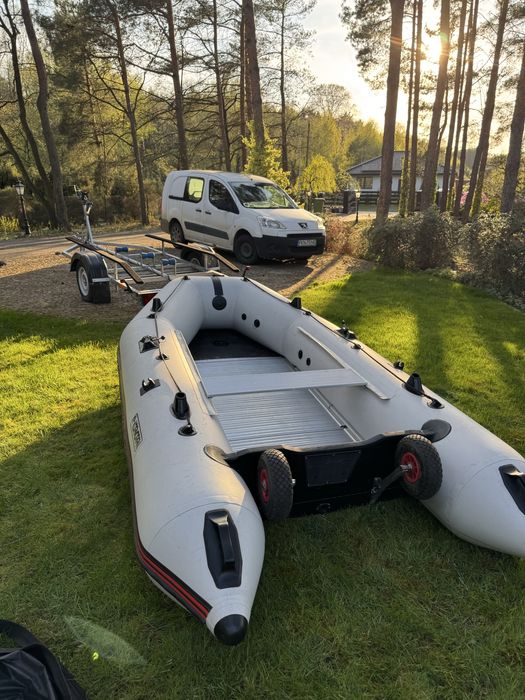 Ponton Kormoran 330 + silnik + akumulatory