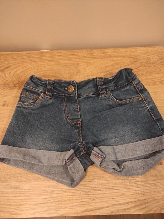 Paka ubrań letnich dla dziewczynki (rozmiar 110/116)