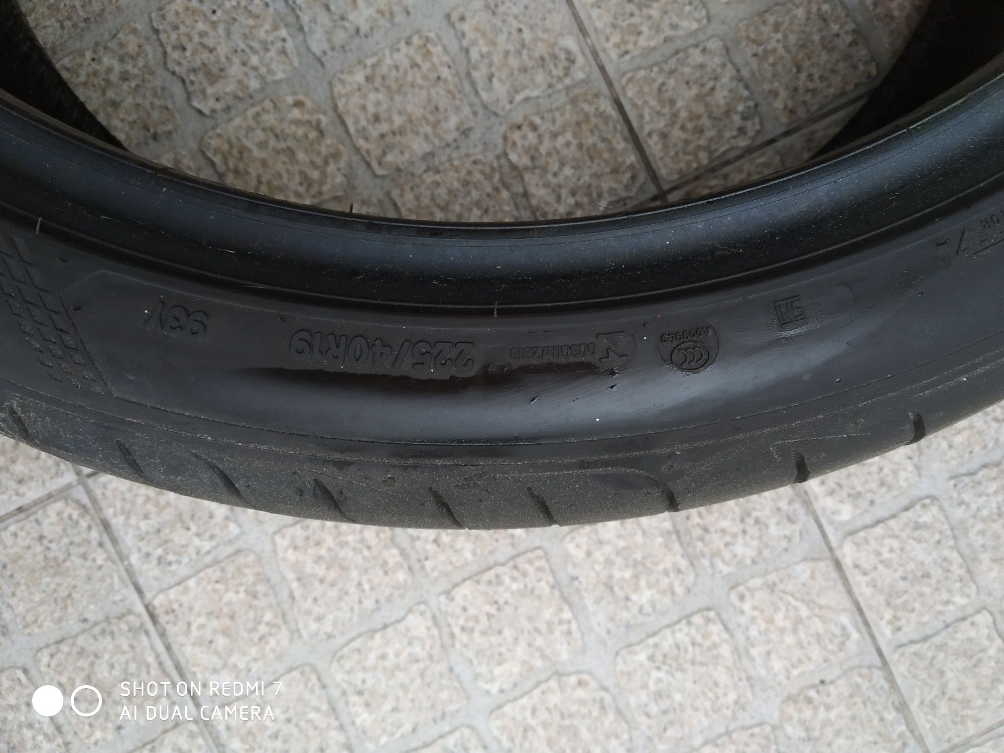 Vendo 4 pneus Goodyear Eagle F1 225 / 50ZR15 91w GS-02