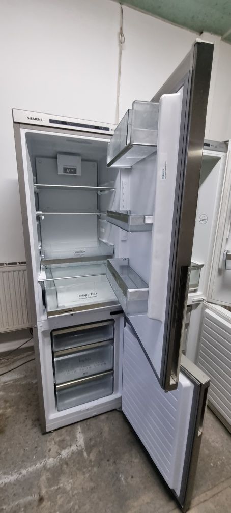 холодильники  Бош,сіменс.ліебхер.