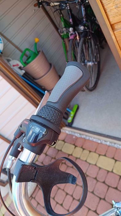 Rower damski Romet Moderne, rama 19", koło 28"