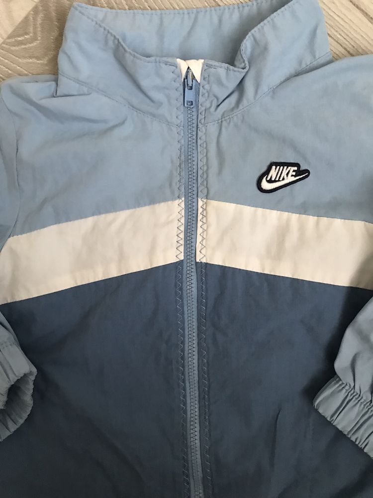 Kurtka nike r.86