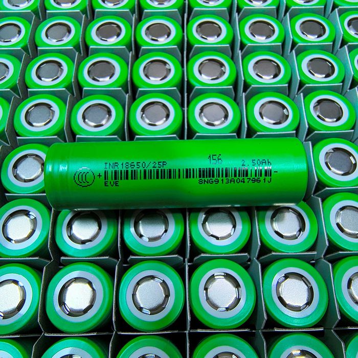 Аккумулятор высокотоковый 2500mAh 20А для инструментов INR 18650 25P