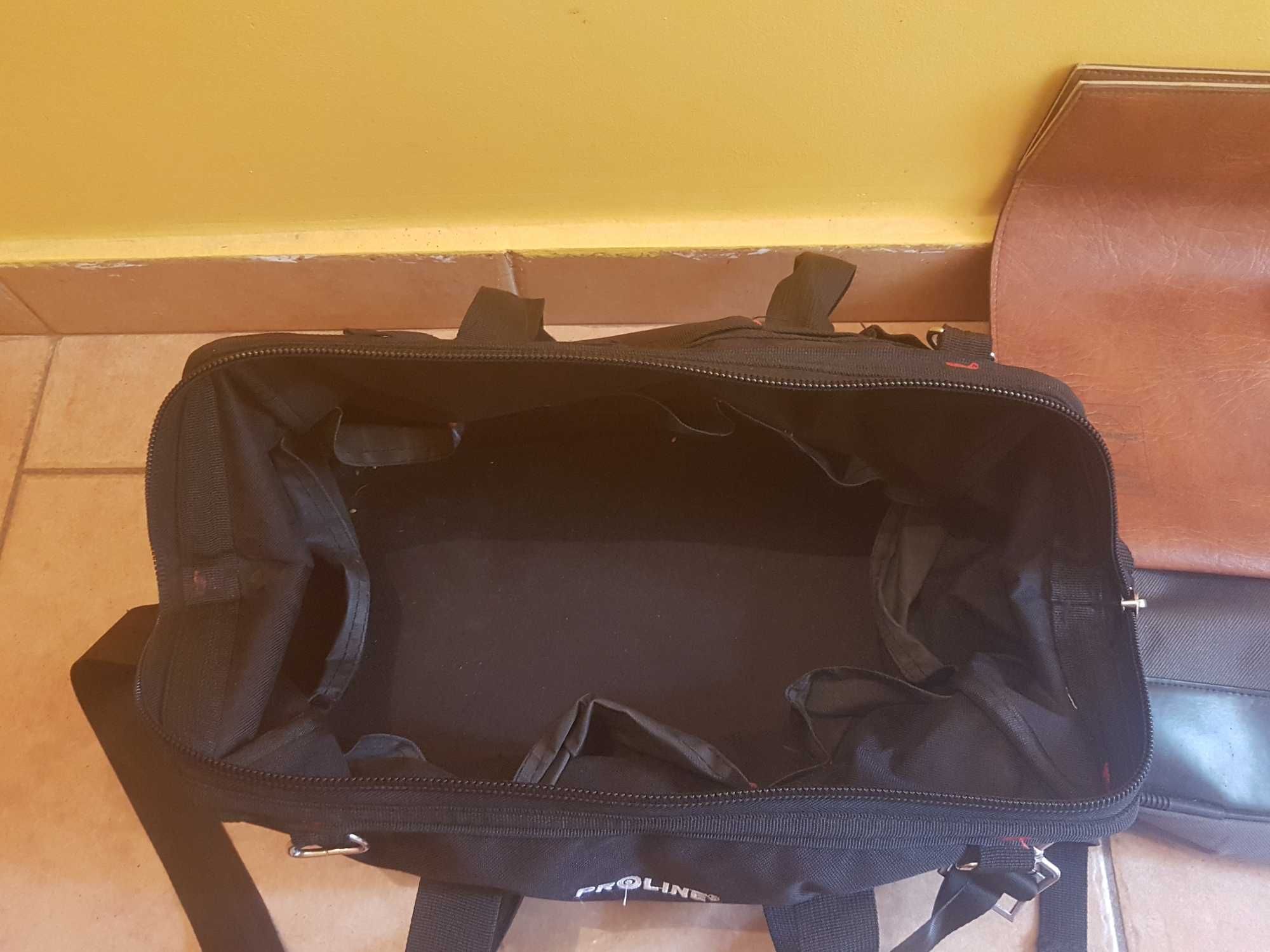 Trzy torby  50 zł narzędziowa na laptop i na dokumenty