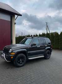 Sprzedam jeep cherokee