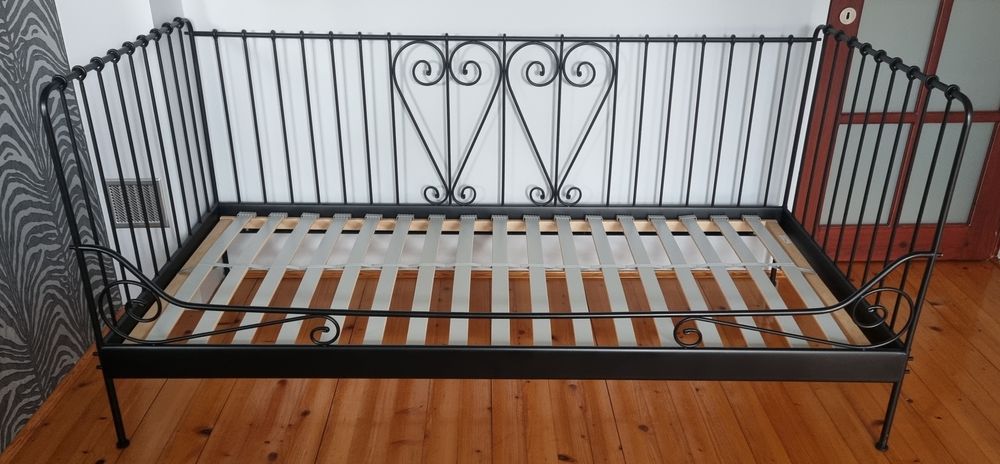 Łóżko metalowe czarne IKEA