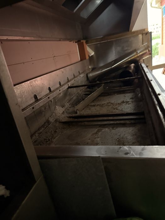 Grelhador a carvão 24 Espetos