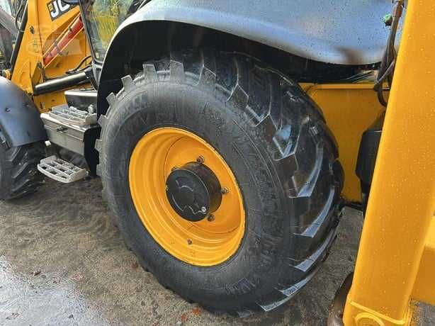 екскаватор навантажувач JCB 3 CX