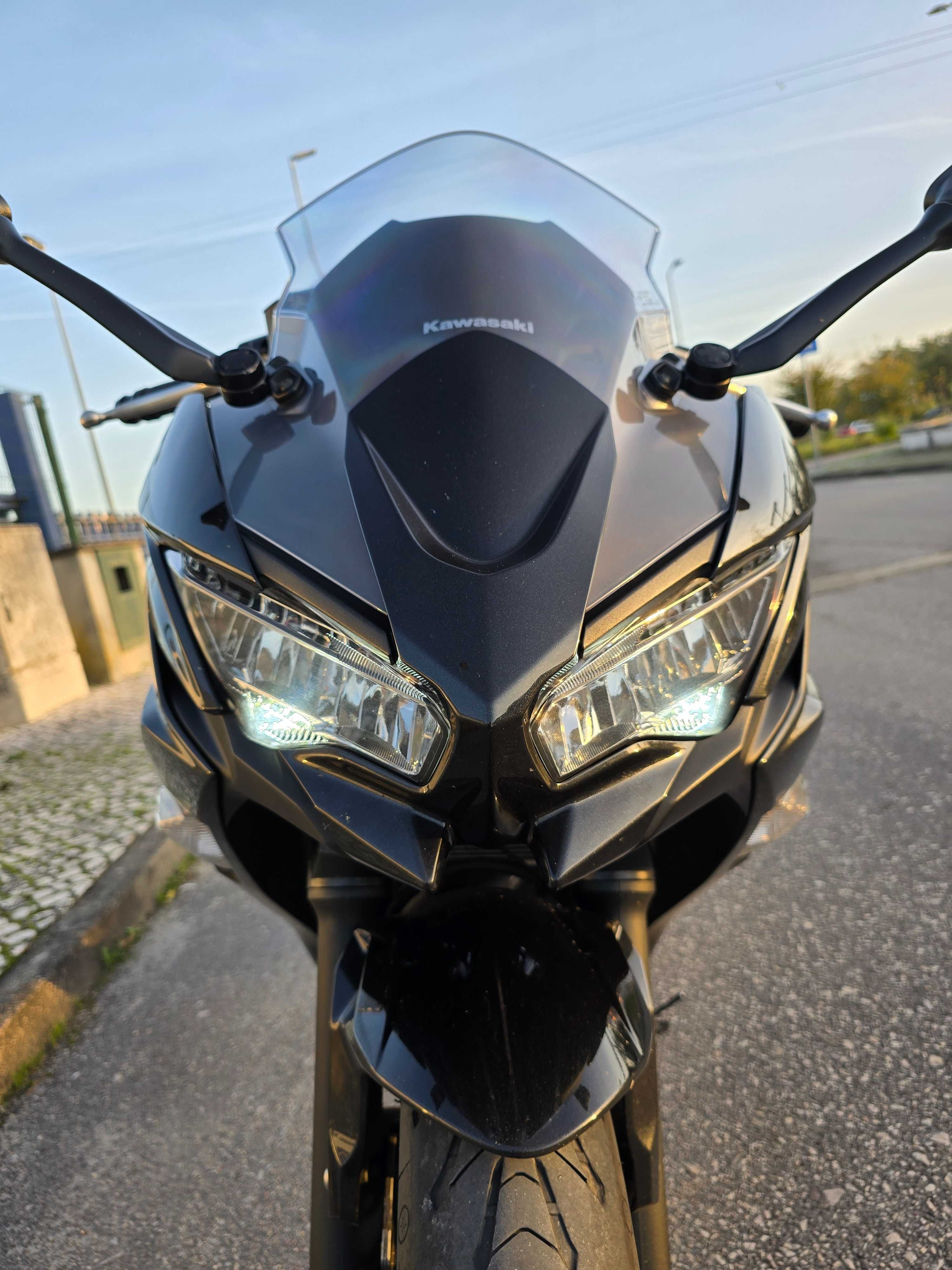 Kawasaki 650 Ninja