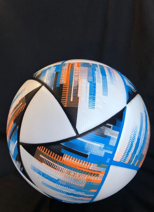 Безшовний футбольний м’яч UEFA NATIONS LEAGUE вищого гатунку