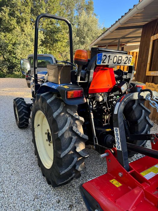New Holland Boomer 35 *Package with 9 Attachments, Excellent Condition