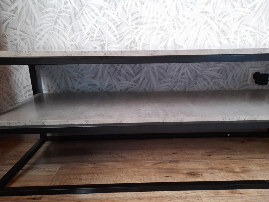 Regał stolik pod TV