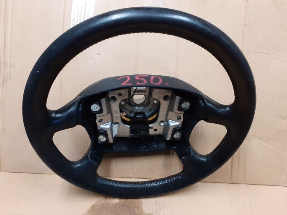 * KIEROWNICA AUDI A3 8L 95-01 SKÓRA SKÓRZANA (Lok. 250) 8L0 419 091