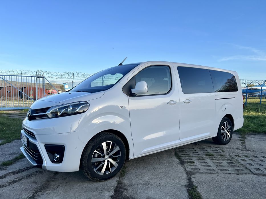 Wynajem bus 8-9 osób wypożyczalnia Święta Ferie Polska i Europa