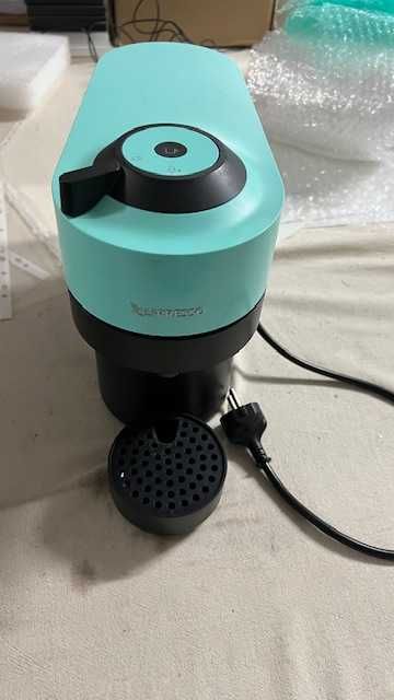 Máquina de café Nespresso Vertuo Pop