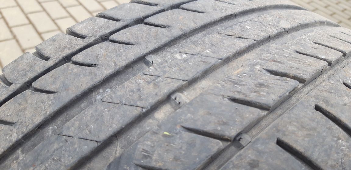 Opony letnie Miechelin Primacy 225/55 R17  4 szt.