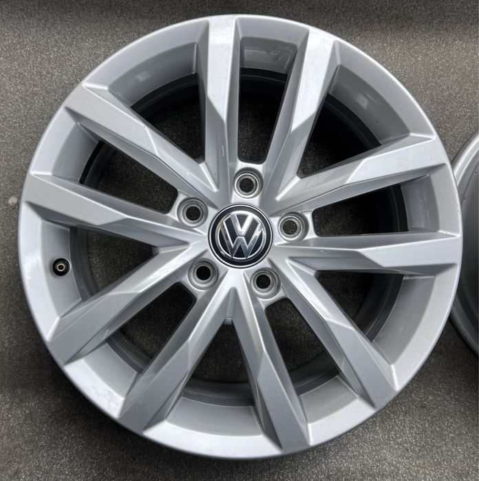 Диски R16 5 112 et41 J6.5 Оригінал VW passat b8 b7 golf touran пасат