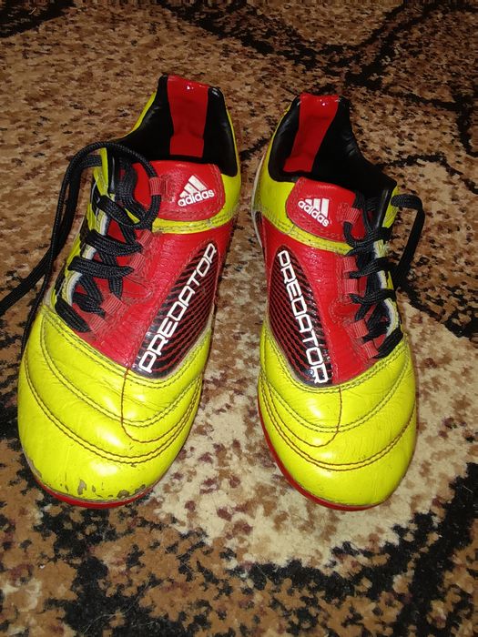 Бутси Adidas Predator, розмір 30.