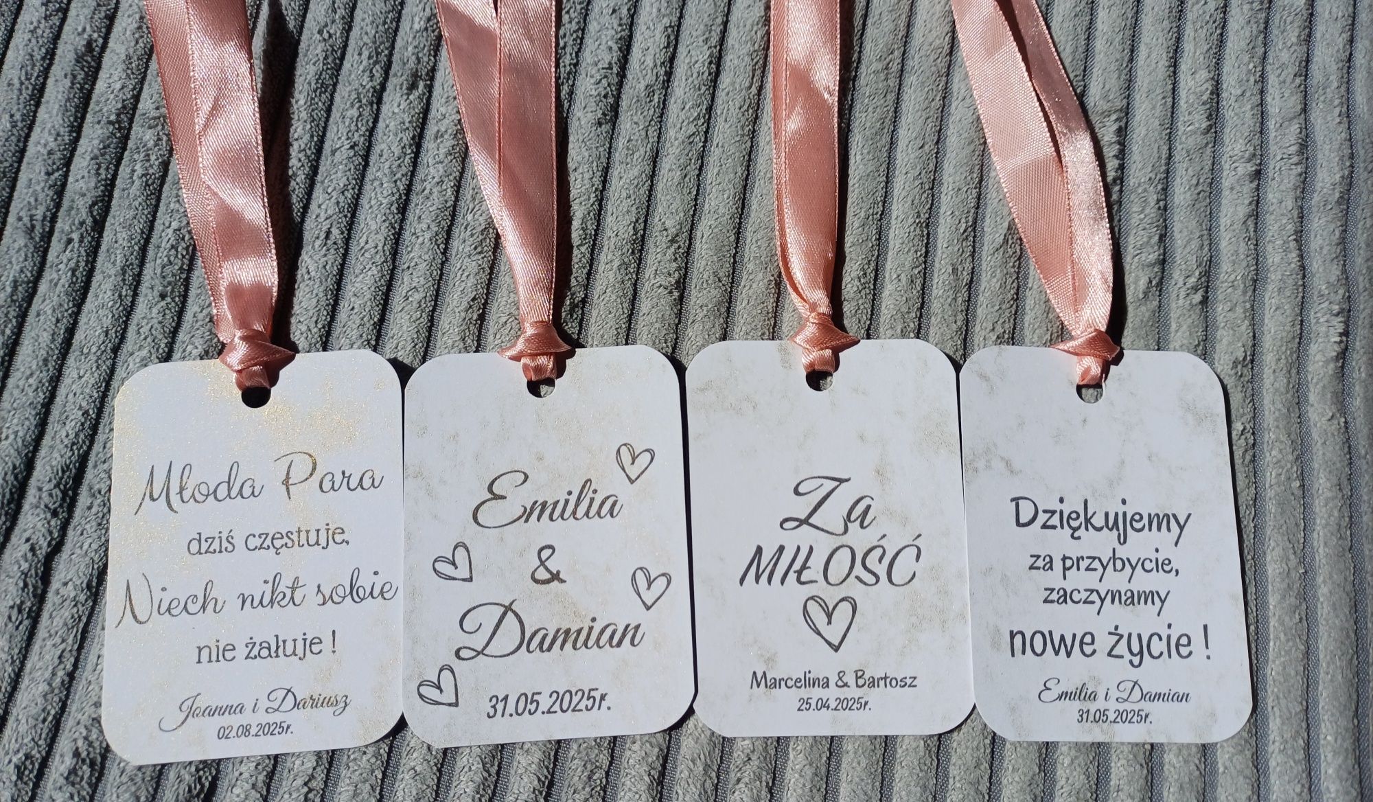 Zawieszki etykiety na alkohol wódkę weselną personalizowane urodziny