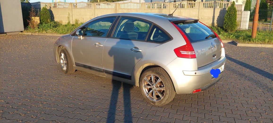Citroen C4  1.6 benzyna  110 KM B.dobry stan Nowe tarcze i klocki
