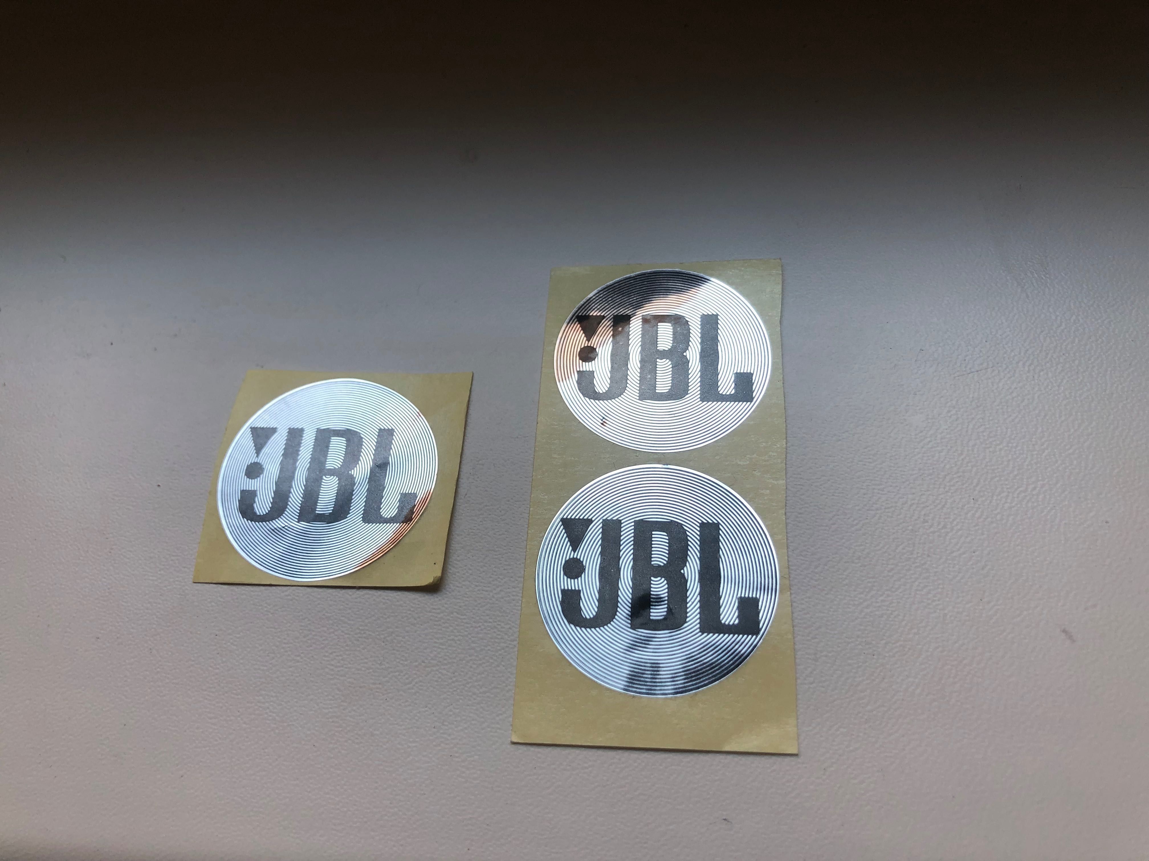 Бумажные наклейки для колонок JBL. Размеры в описании. Цена за 11 шт.