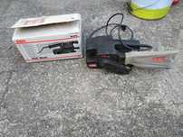 Szlifierka taśmowa Skil 560w 457mm