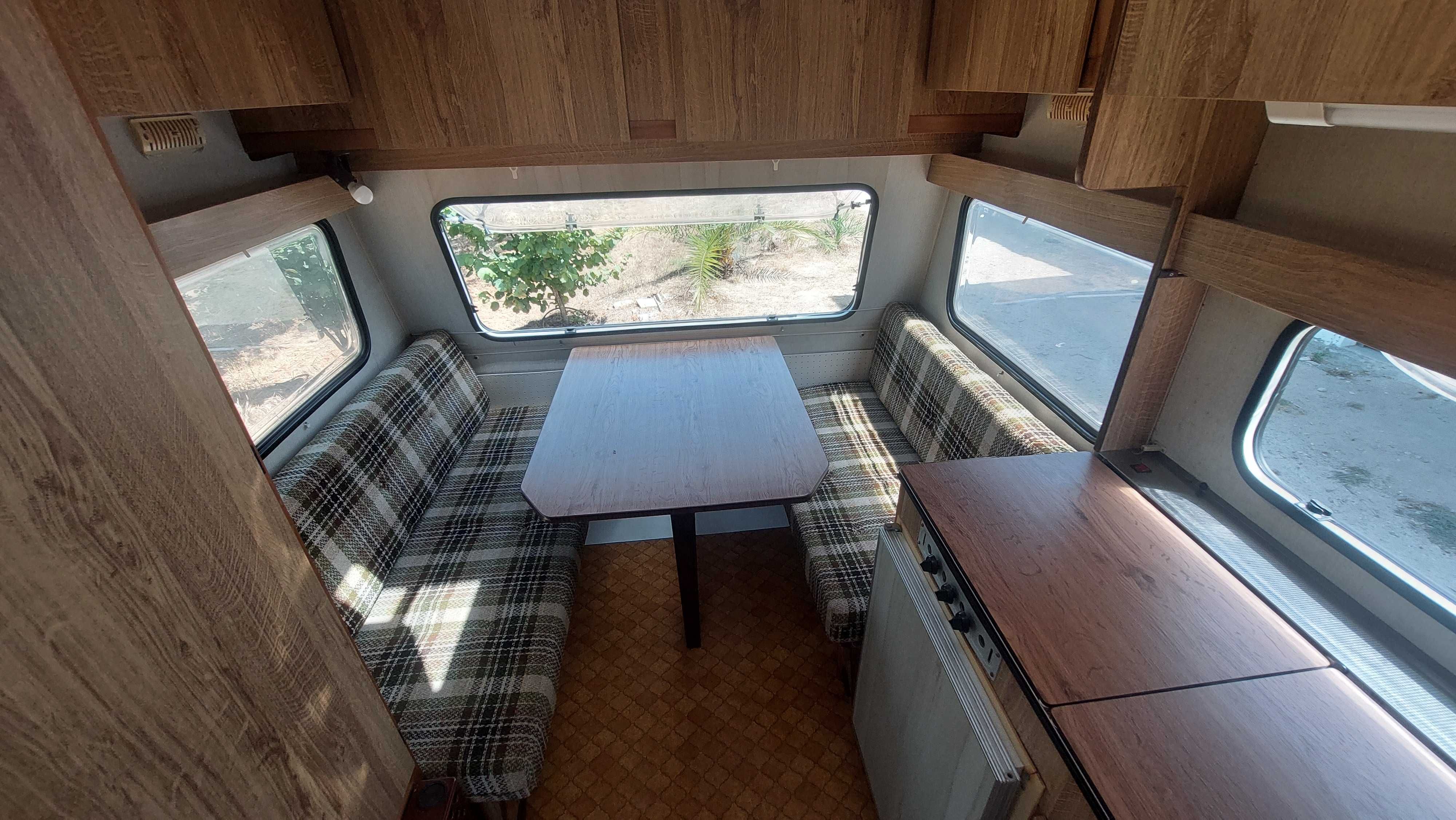 Caravana Home-Car com documentos