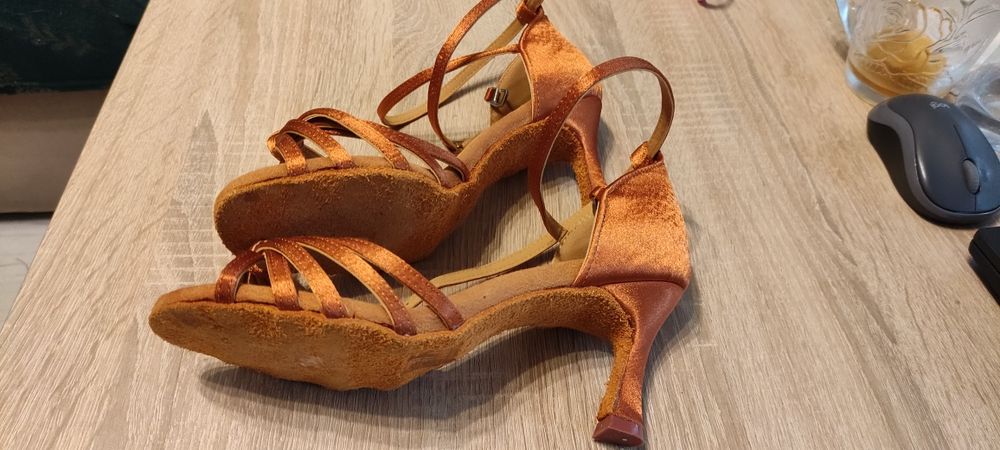 Buty do tańca róż. 39