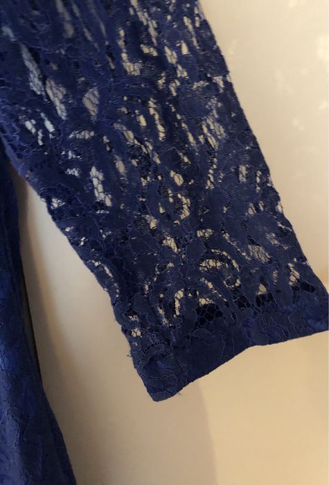 Платье  нарядное миди