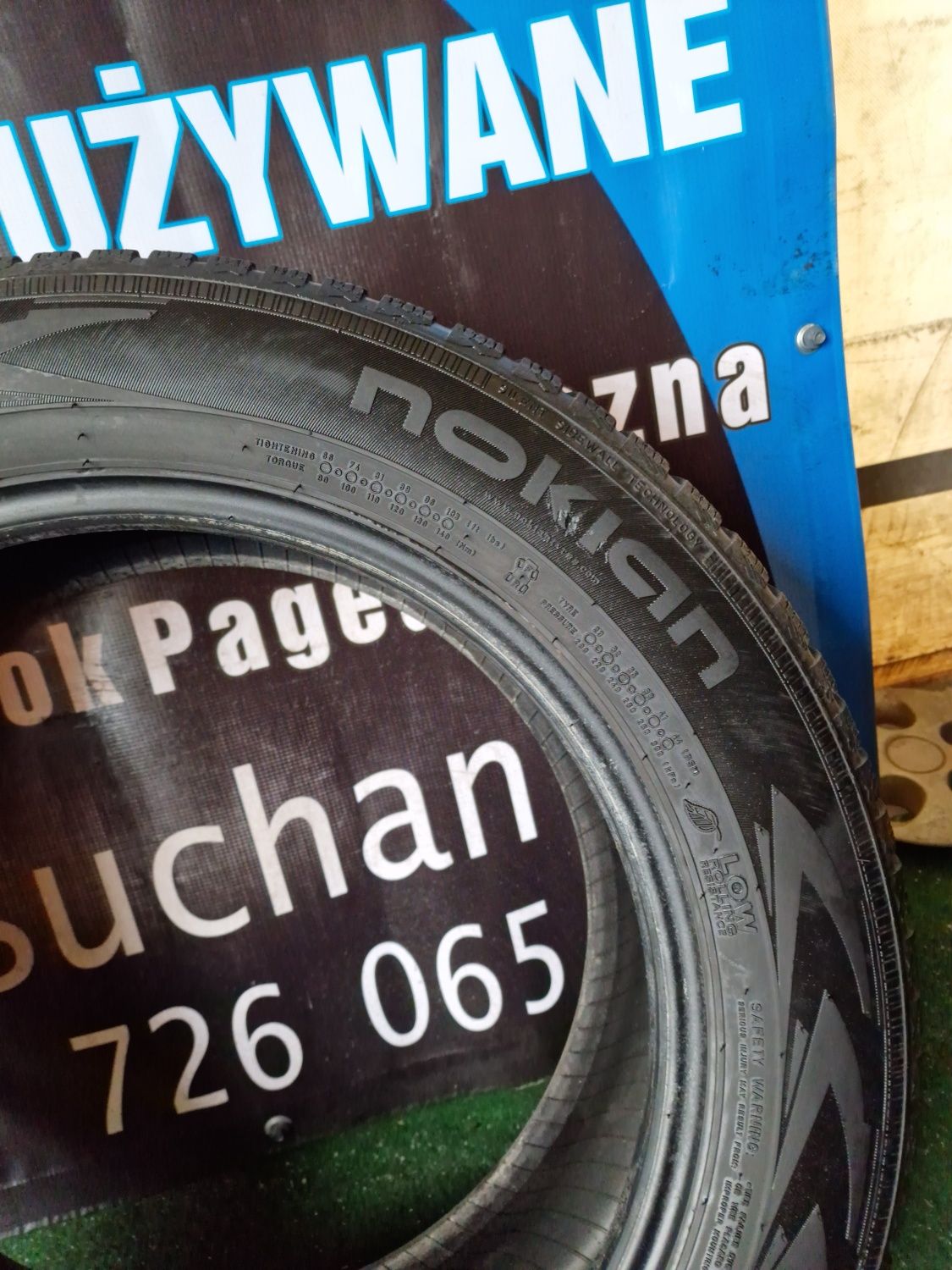 215/60/17 Opony zimowe Nokia Para 6.8mm