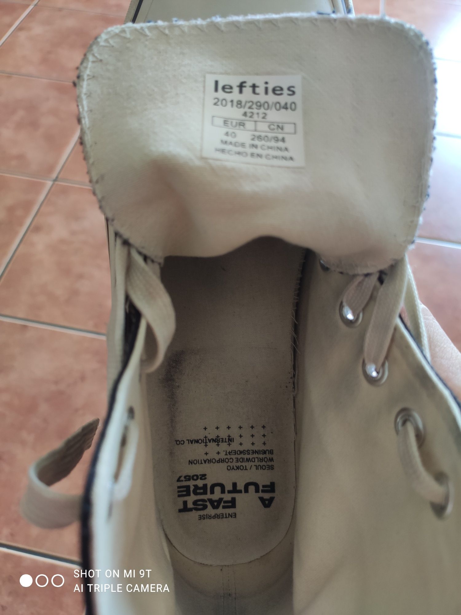 Sapatilhas da Lefties Cano alto