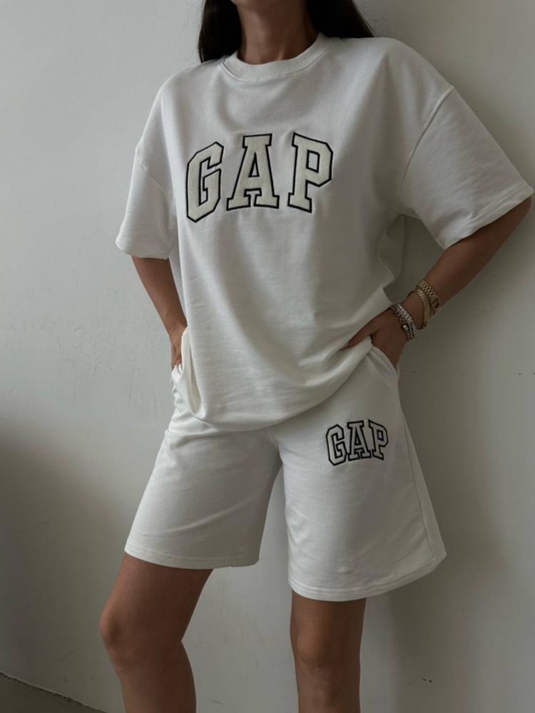 Крутий костюм GAP