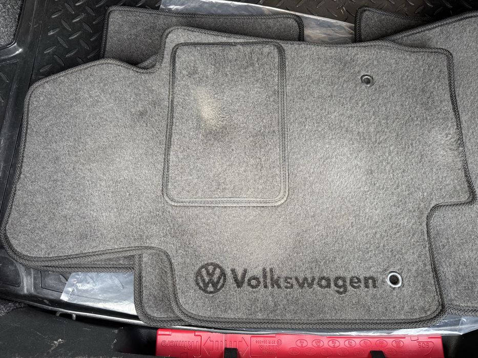 Текстильні килимки для VW Jetta 6 USA