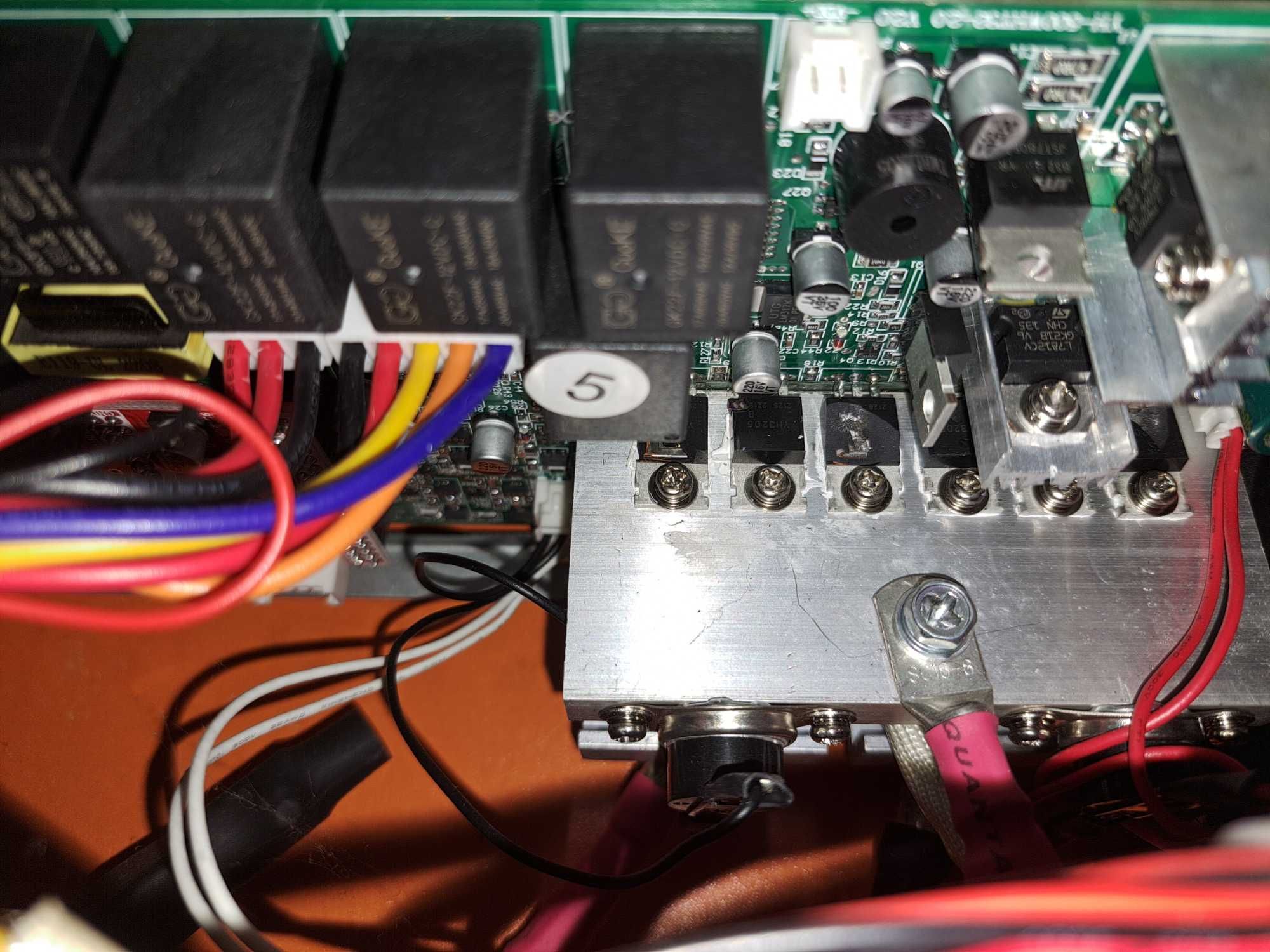 Джерело безперебійного живлення (ДБЖ) Avansa UPS 500W-800VA 12v
