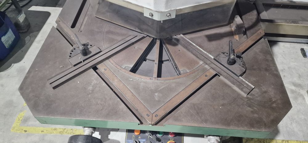 Máquina Cortar cantos