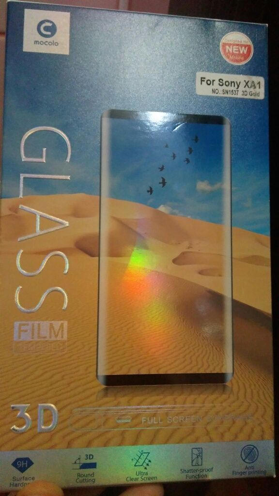 Защитное стекло на смартфон Sony