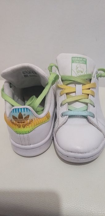 Sapatilhas Adidas Edição Especial