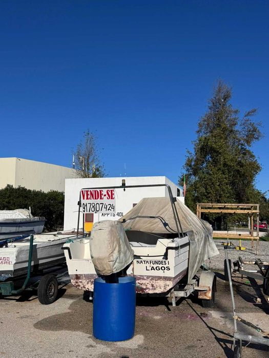 Barco de Pesca Vega 560 Sport + Motor Mercury 60cv + Atrelado (OFERTA)