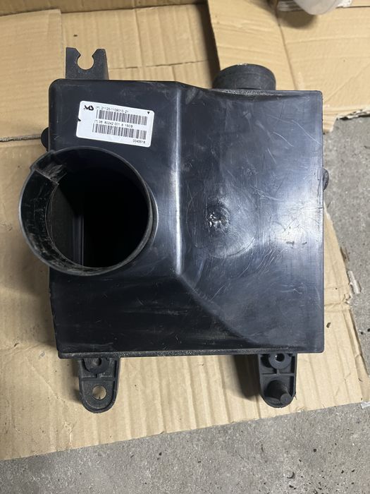 Корпус повітряного фільтра Пріора