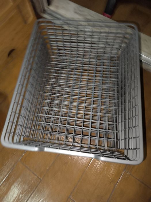 Gavetas cestos e um calceiro para roupeiro Pax Ikea